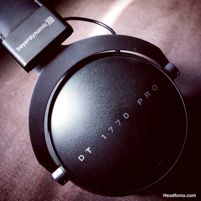 DT770 Pro Custom Cans Mojo 2 : r/headphones