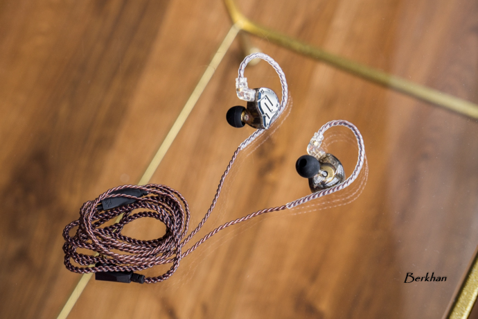 KZ ZS10 Pro Review: Headfonia Headphone Reviews