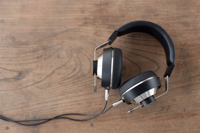 Celebration Giveaway 43: Final Audio Sonorous VI - Headfonia Reviews