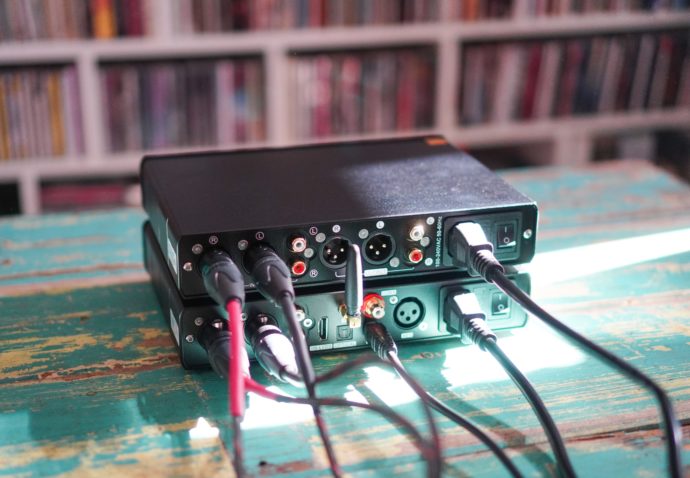 Topping A90 headphone amplifier stacked with D90 MQA DAC