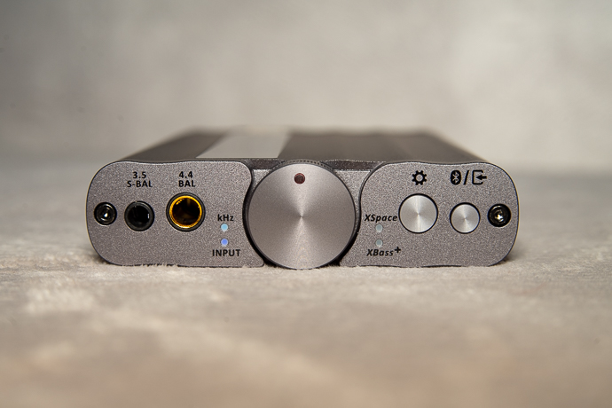 オーディオ機器 アンプ iFi Audio xDSD Gryphon Review - Headfonia Reviews