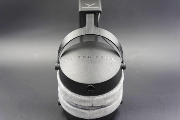 headphone-beyerdynamic-dt-700-pro-x-headfonia-5