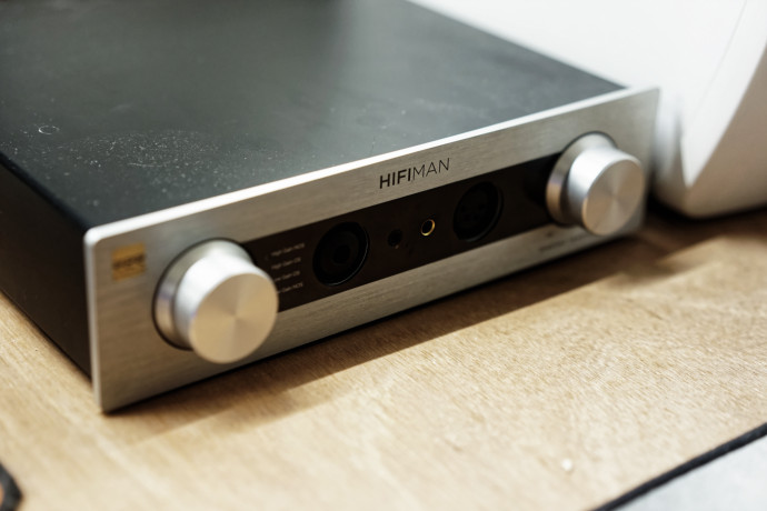 dac-amplifier-hifiman-ef400-headfonia-6