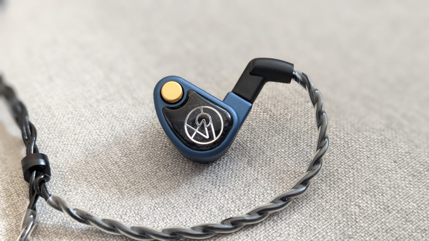 64 Audio U4s