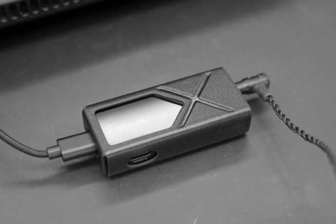 usb-dac-fiio-ka17-headfonia-21