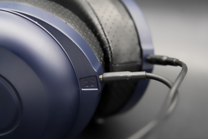 headphone-dekoni-x-hifiman-cobalt-headfonia-11