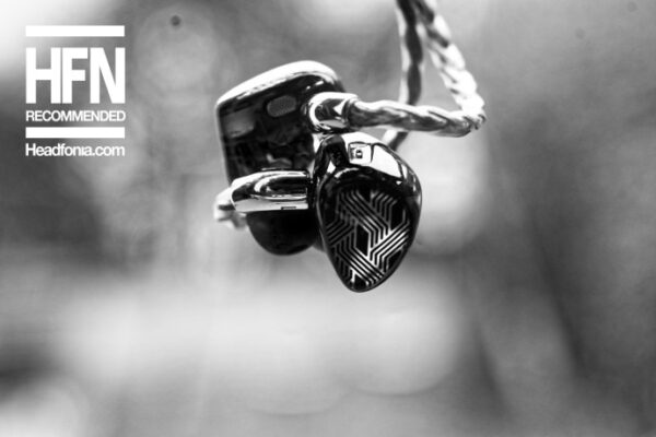 iem-fiio-fa19-headfonia-1 award