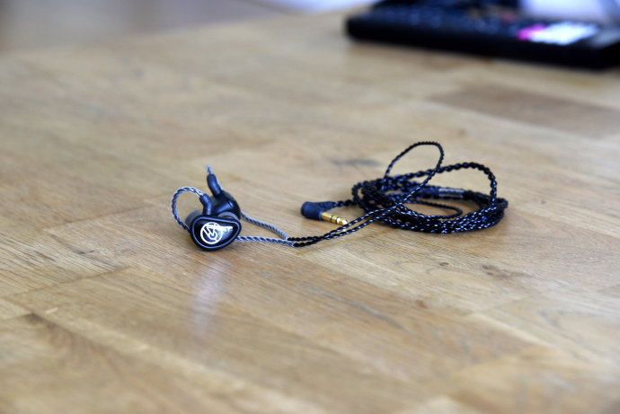 64 Audio Aspire 4