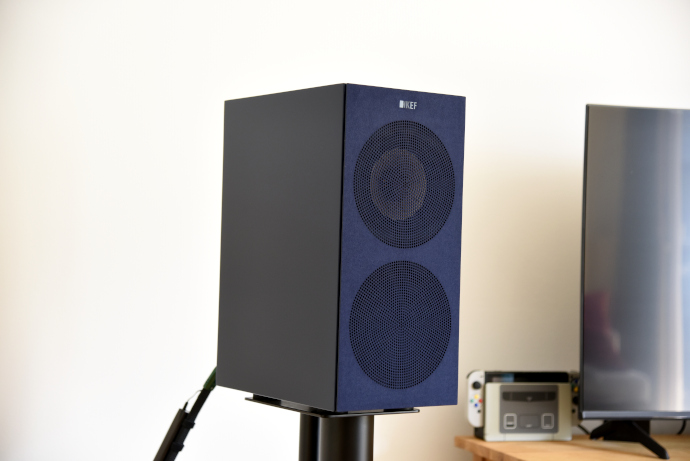 KEF R3 Meta