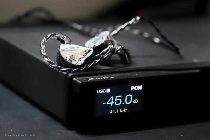 custom-iem-cosmic-ears-c8a-headfonia-10