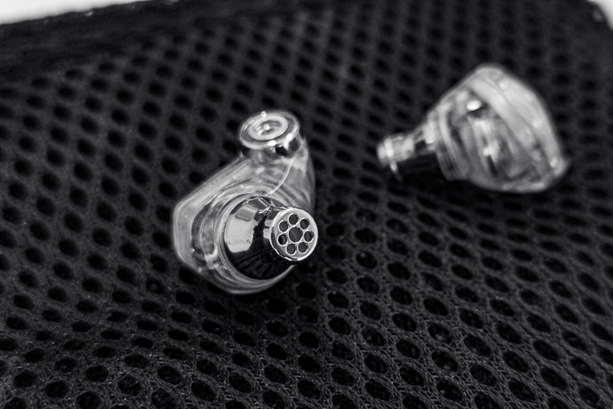 Campfire Audio Iris Overview - Headfonia 5